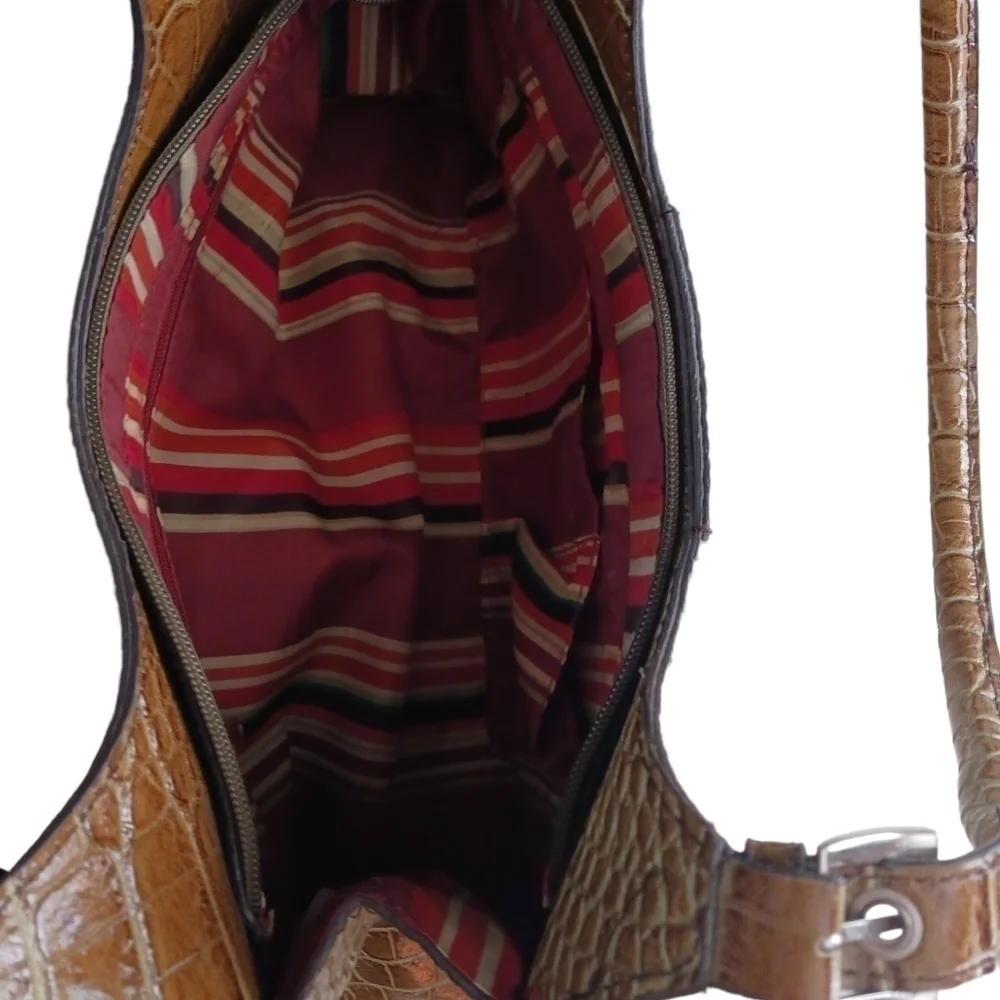 MONDANI New York Faux Reptile Print